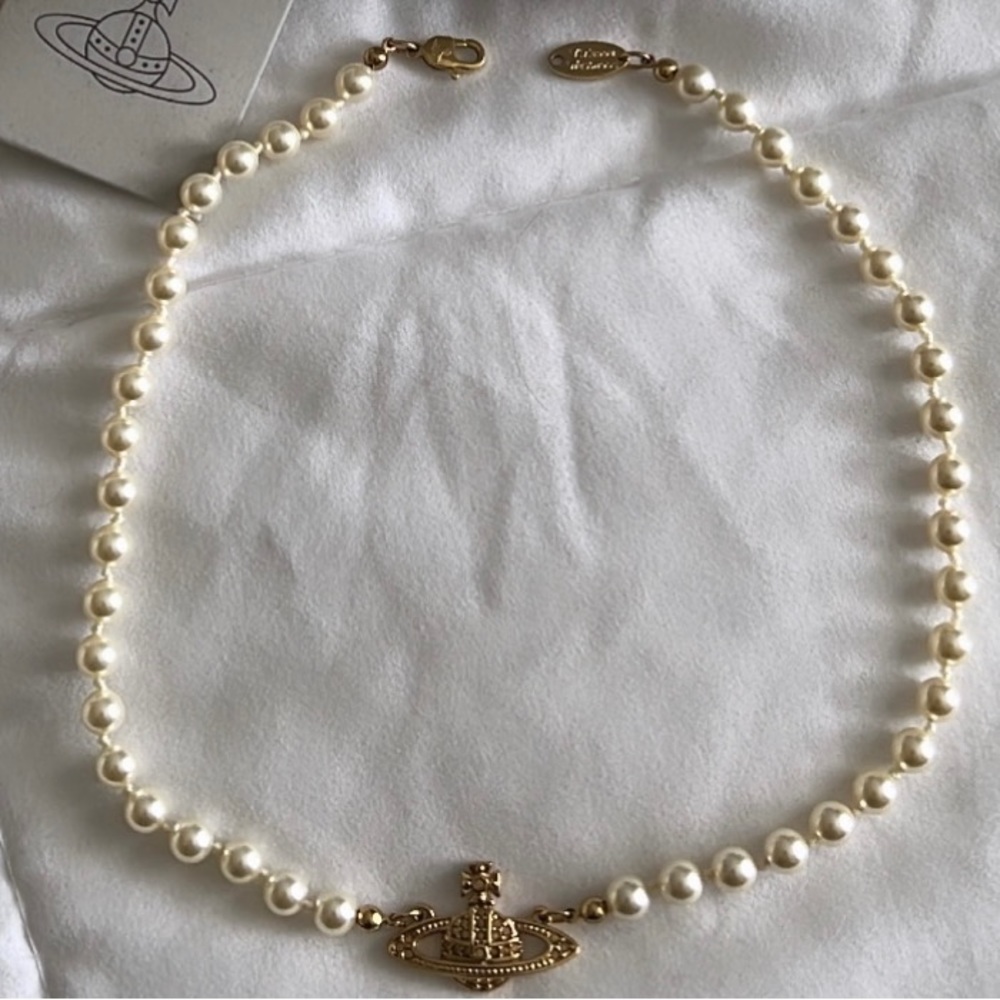 Vivienne Westwood Choker Pearl Necklace